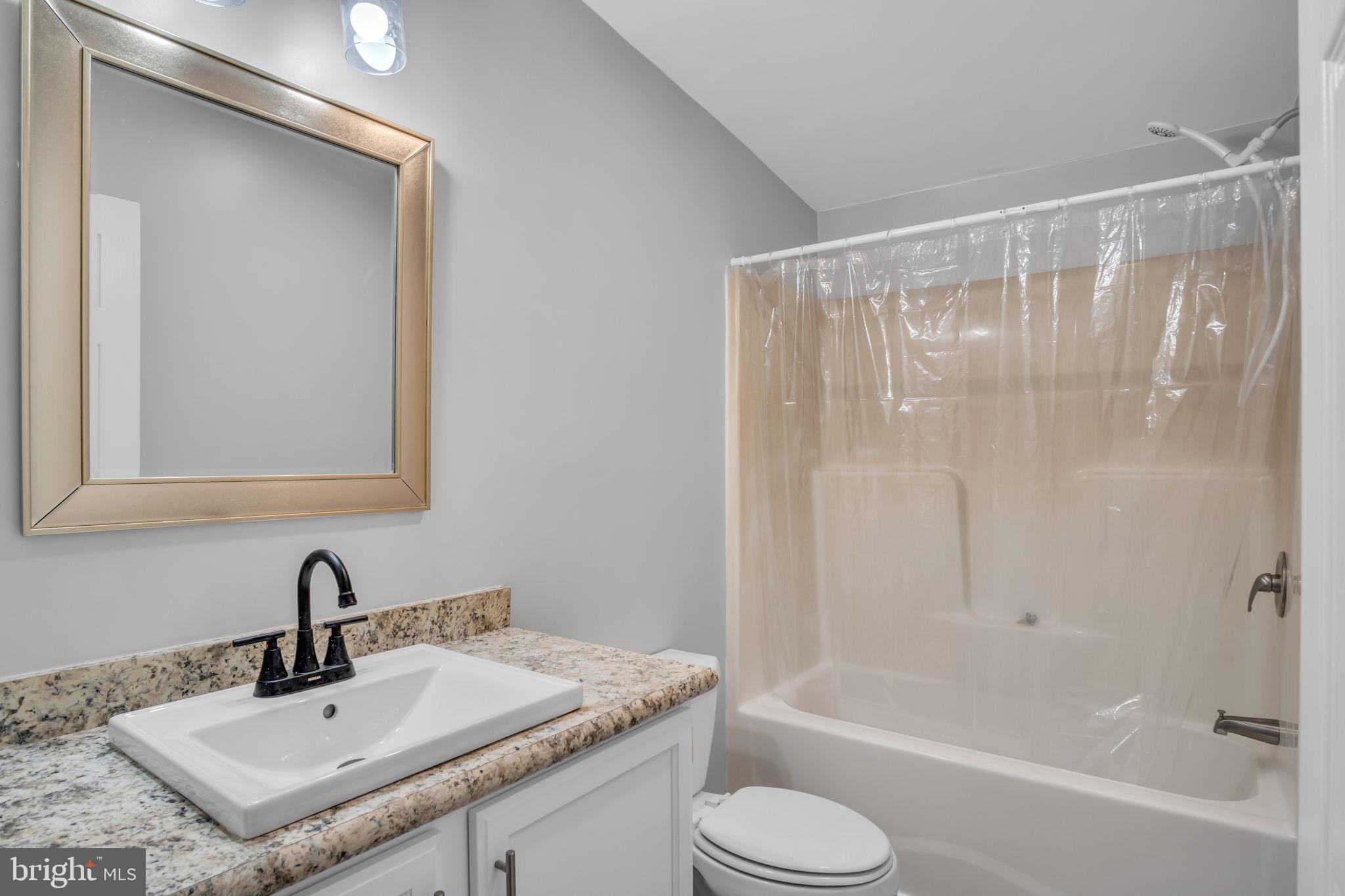 WALMAR MANOR - Residential