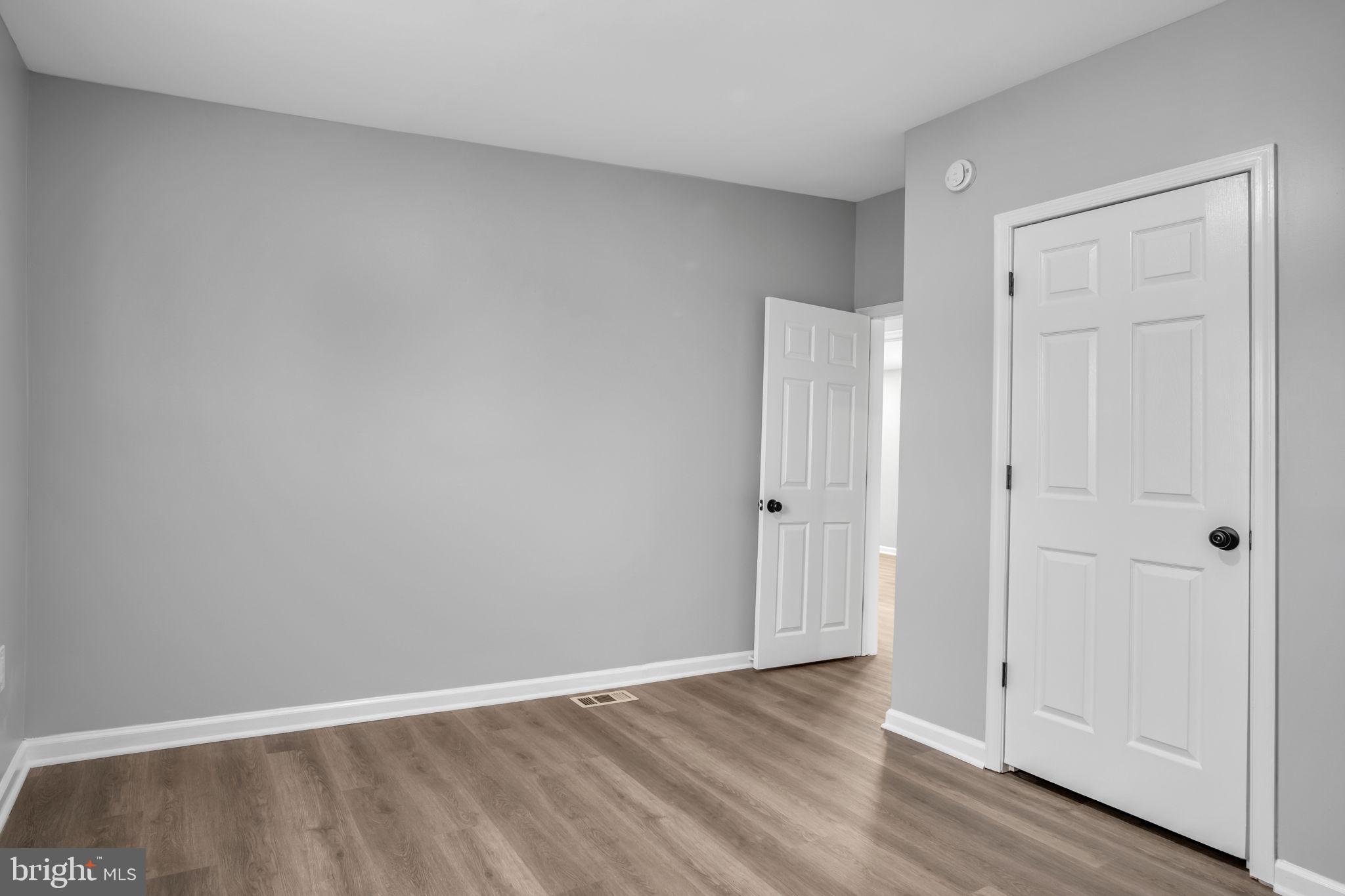 WALMAR MANOR - Residential