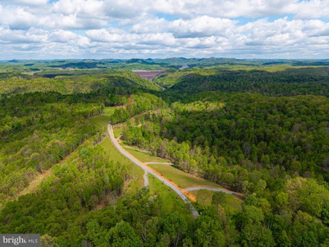Vacant Land For Sale - LOT 6 Creekside Road<br/> MOUNT NEBO, WV 26679