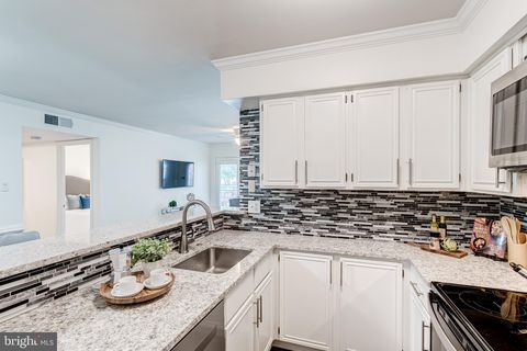 3310 WYNDHAM CIRCLE 111 ALEXANDRIA VA 22302