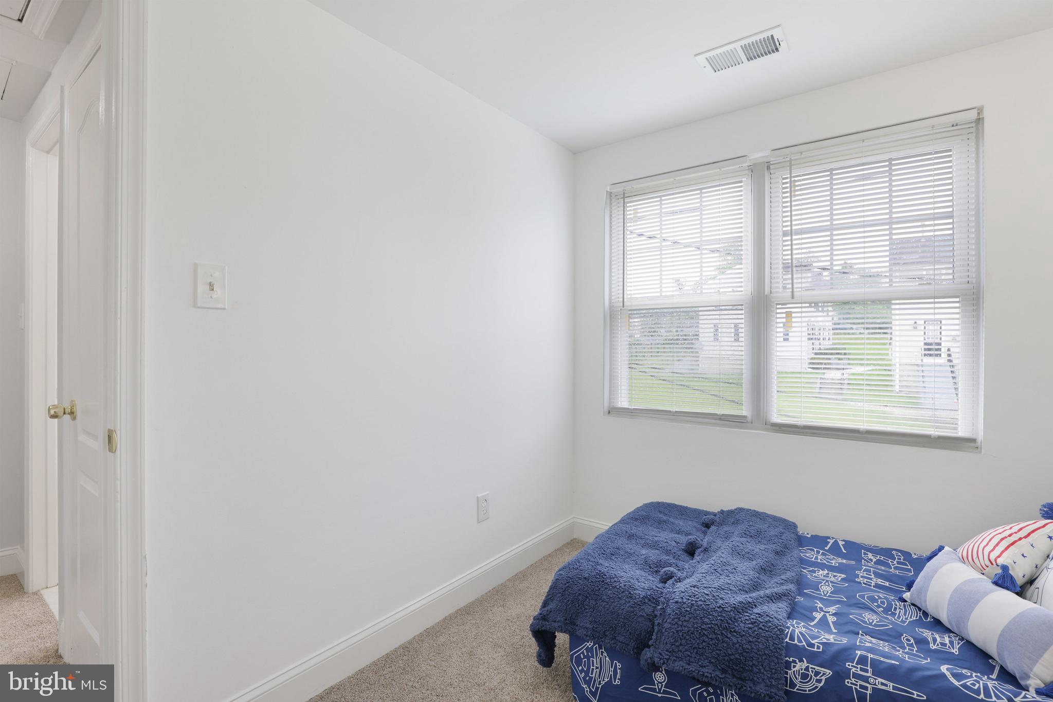 HIGHLAND AT LANDOVER STATION - Residential