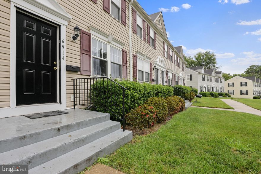 Welcome to this recently renovated 2 bed 1.5 bath condo featuring brand new carpeting, new floors on the main level, upgraded granite countertops, stainless steel appliances, and more! Located right by various shopping centers and the metro station for easy access to transportation. Don't miss out on the chance to make this your new home as it won't last long!  Schedule your showing today!