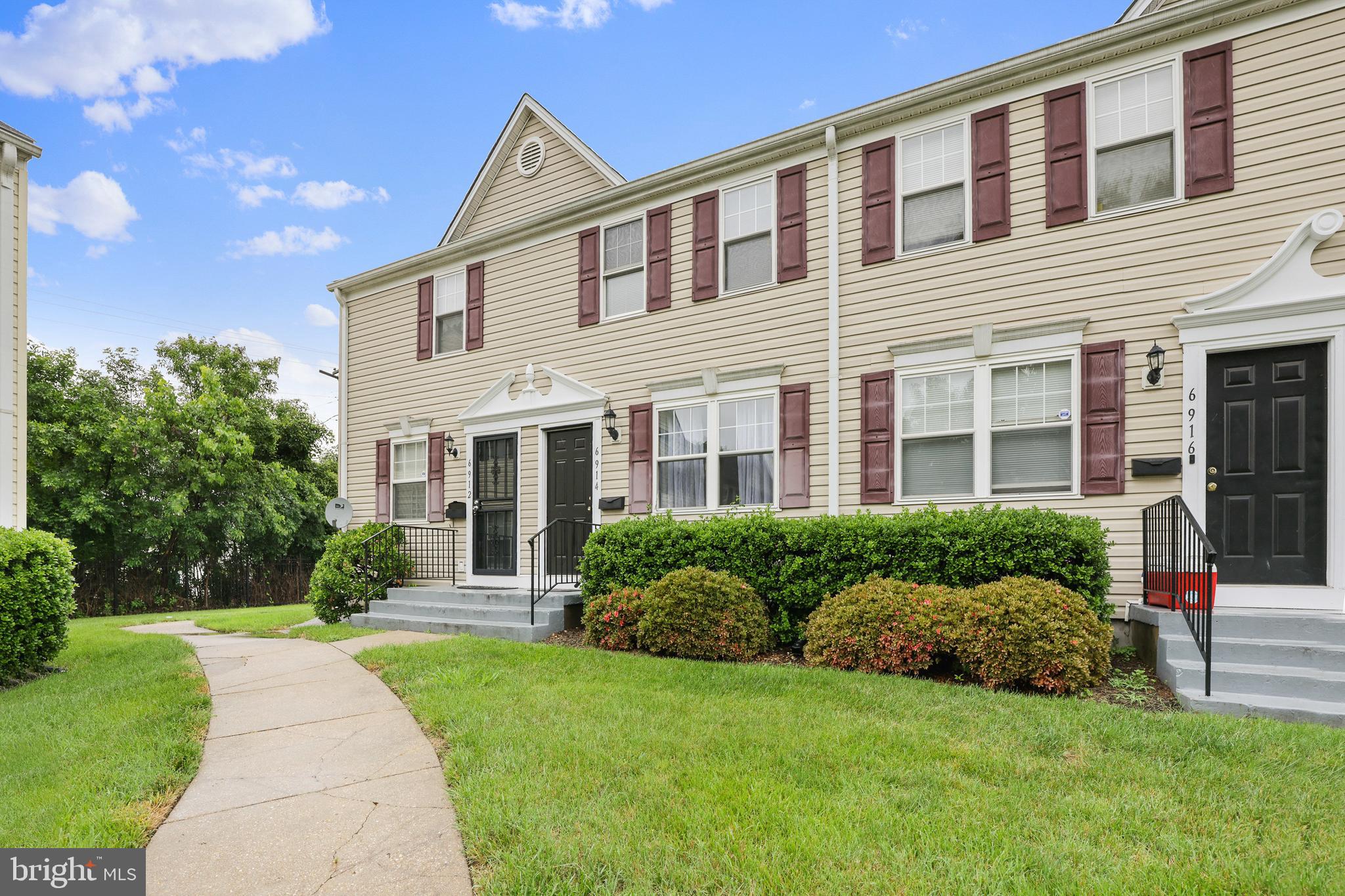 HIGHLAND AT LANDOVER STATION - Residential