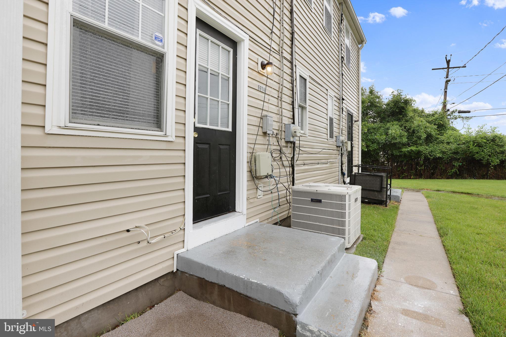 HIGHLAND AT LANDOVER STATION - Residential