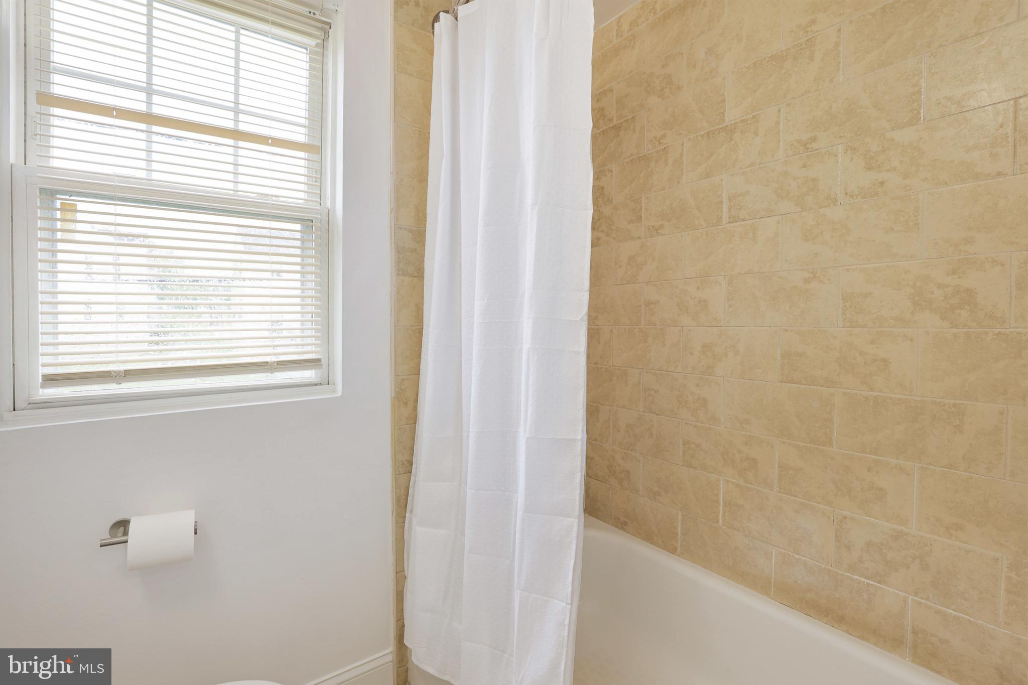 HIGHLAND AT LANDOVER STATION - Residential