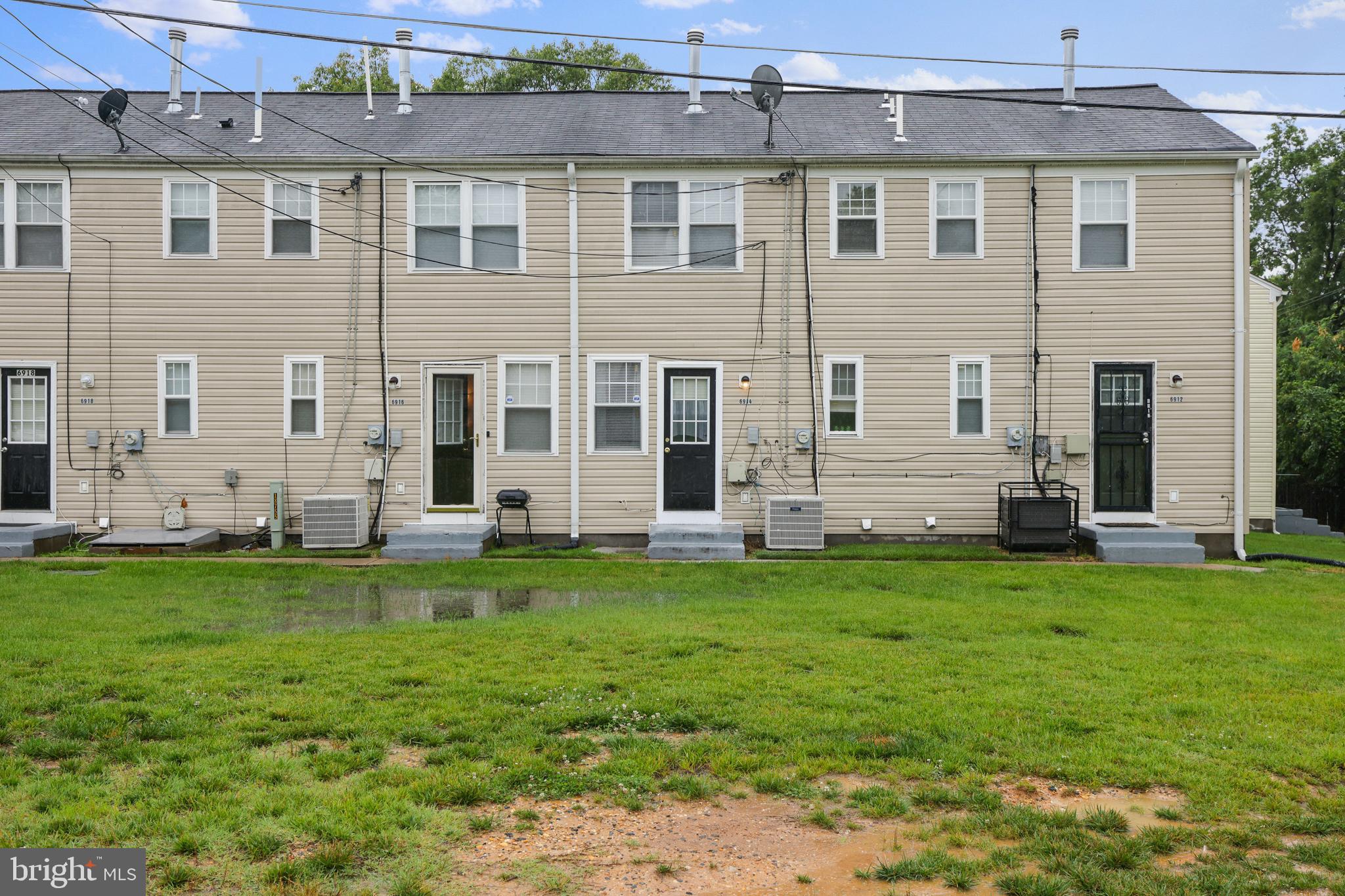 HIGHLAND AT LANDOVER STATION - Residential