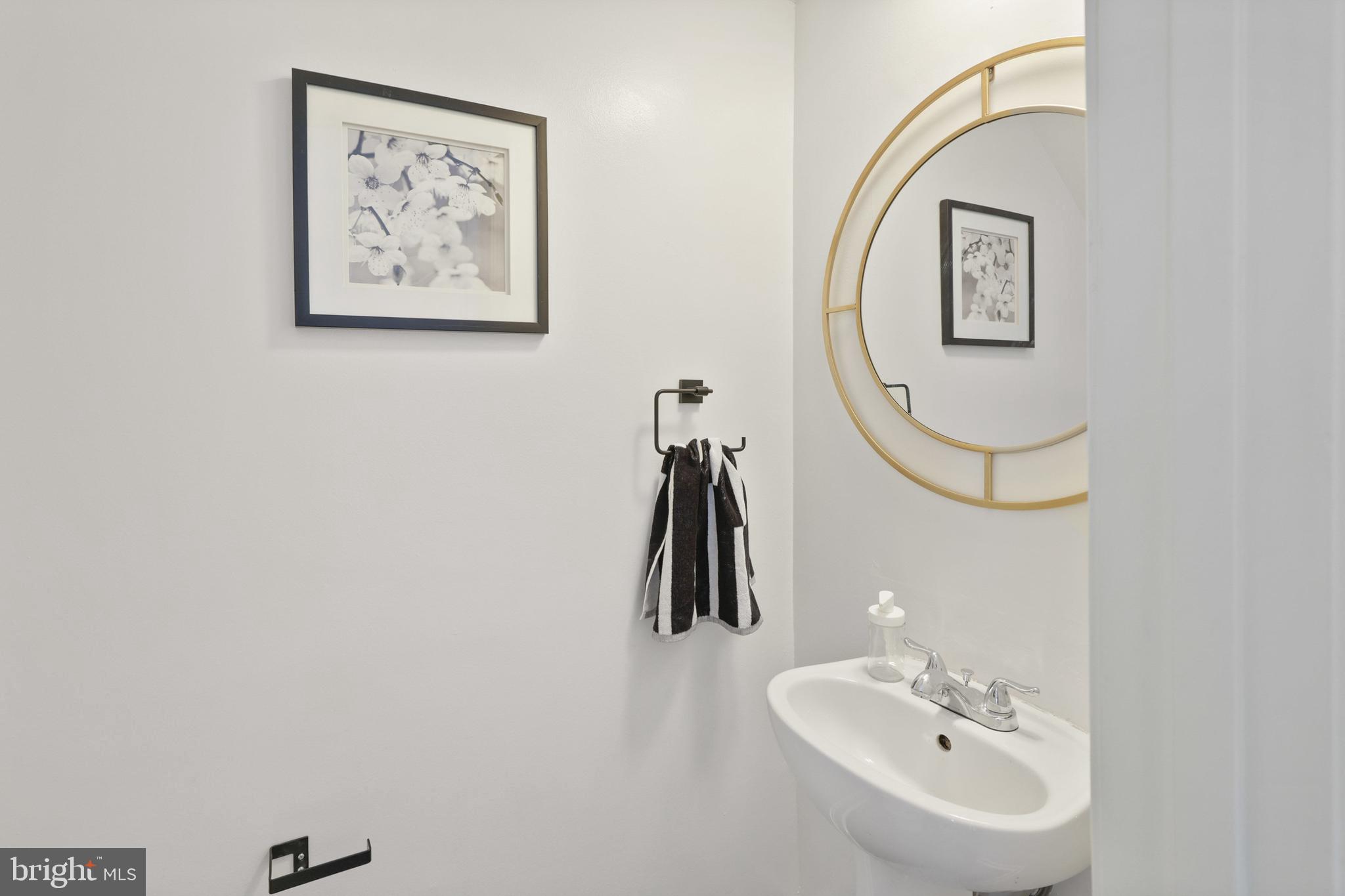 HIGHLAND AT LANDOVER STATION - Residential