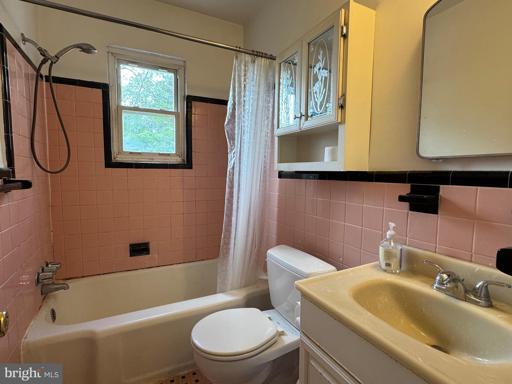 FOREST ESTATES - Residential