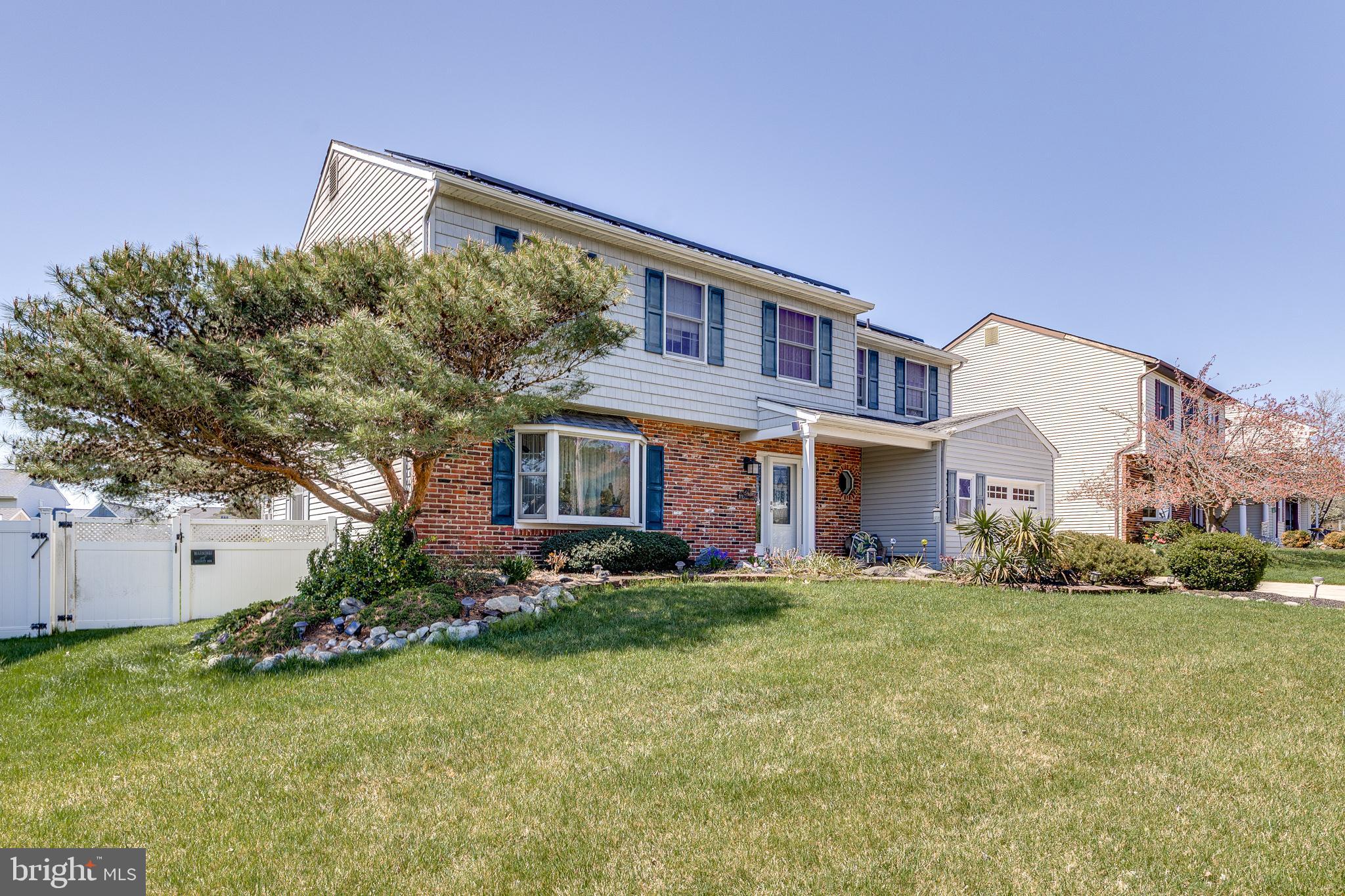 74 TWIN PONDS DRIVE