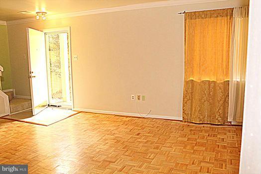 BURKE CENTRE - Residential