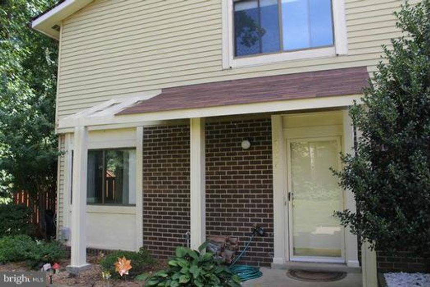 Rarely available wooded lot 3bed/2.5 bath TH, ready for you! Beautifully done, bright kitchen w/granite & stone backsplash, separate large dining area. Private wood deck, w/storage, perfect for entertaining. Upper level with 3 large bedrooms, 2.5 baths and add'l storage in pull down attic. 2 assigned spaces.