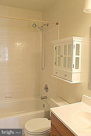 BURKE CENTRE - Residential