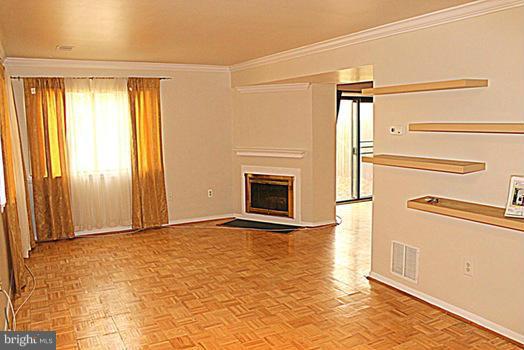 BURKE CENTRE - Residential