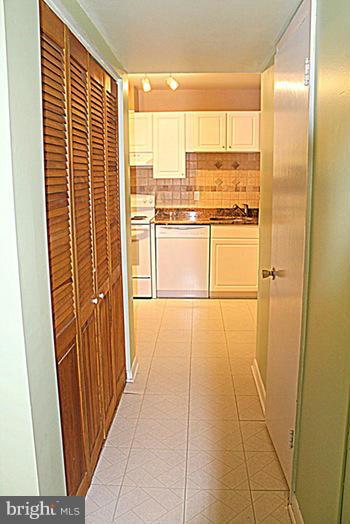 BURKE CENTRE - Residential