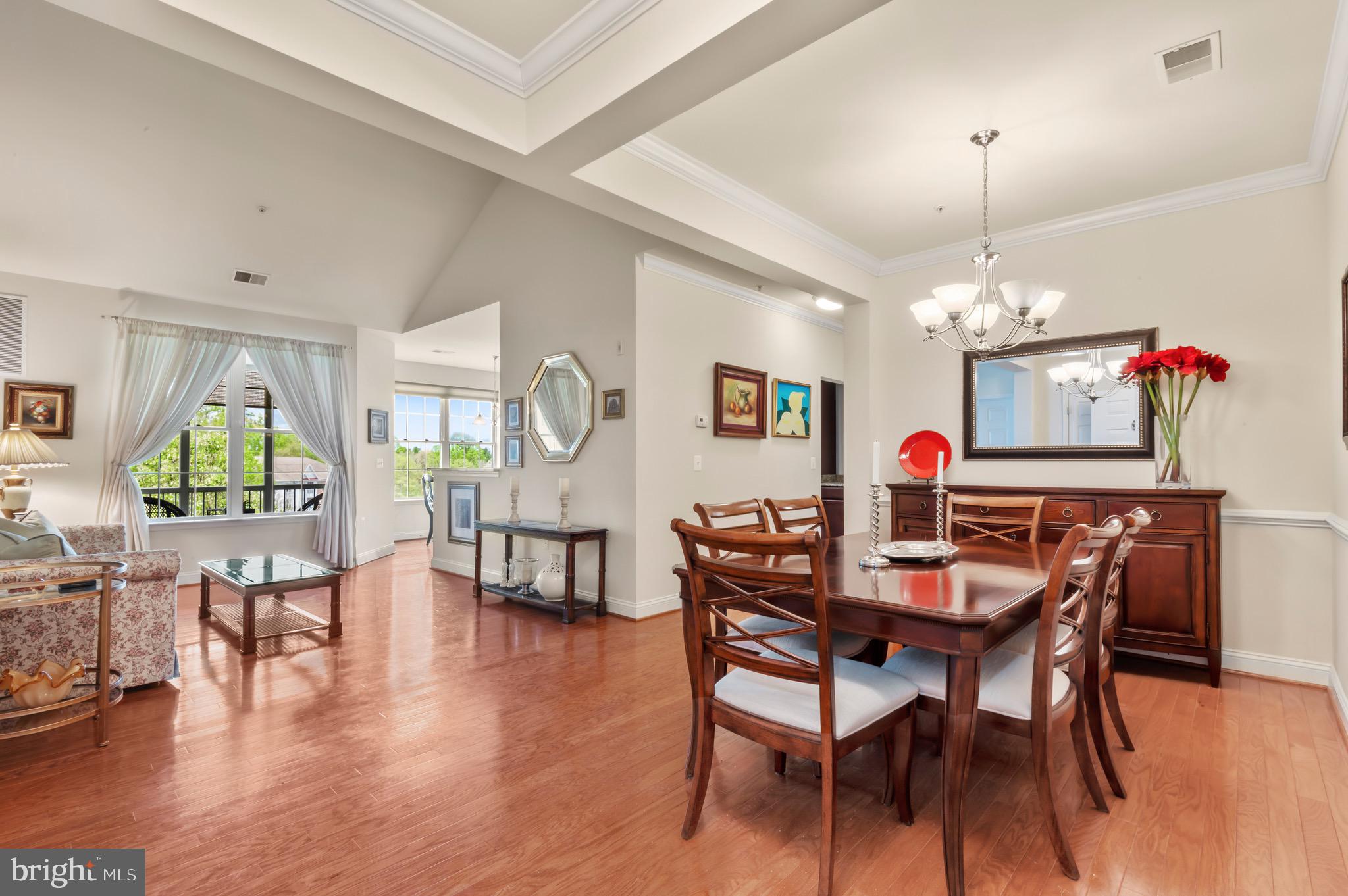 EMERALD HILLS - Residential