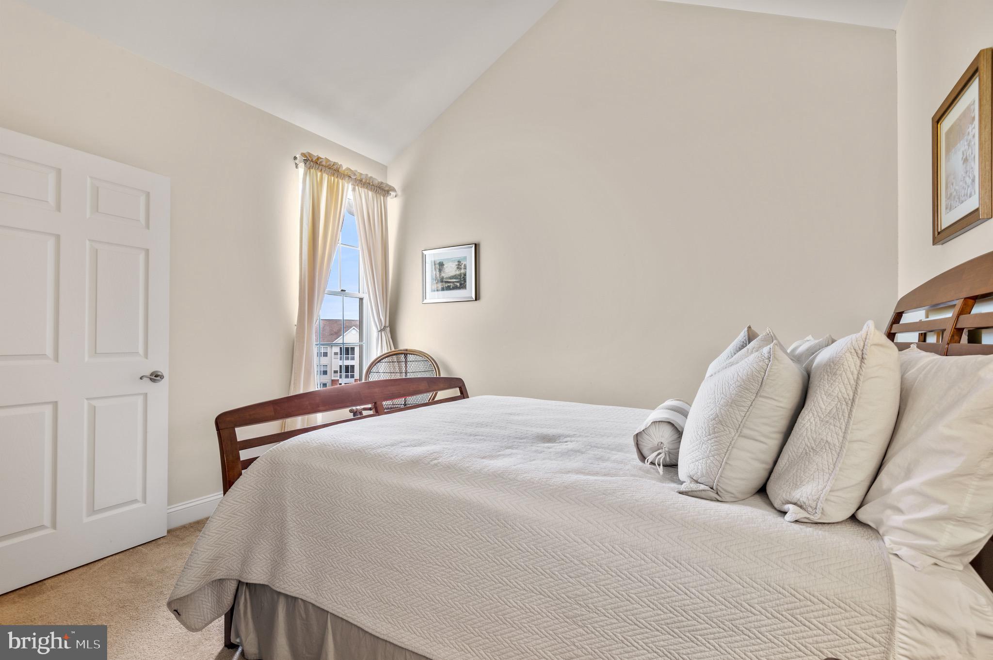 EMERALD HILLS - Residential