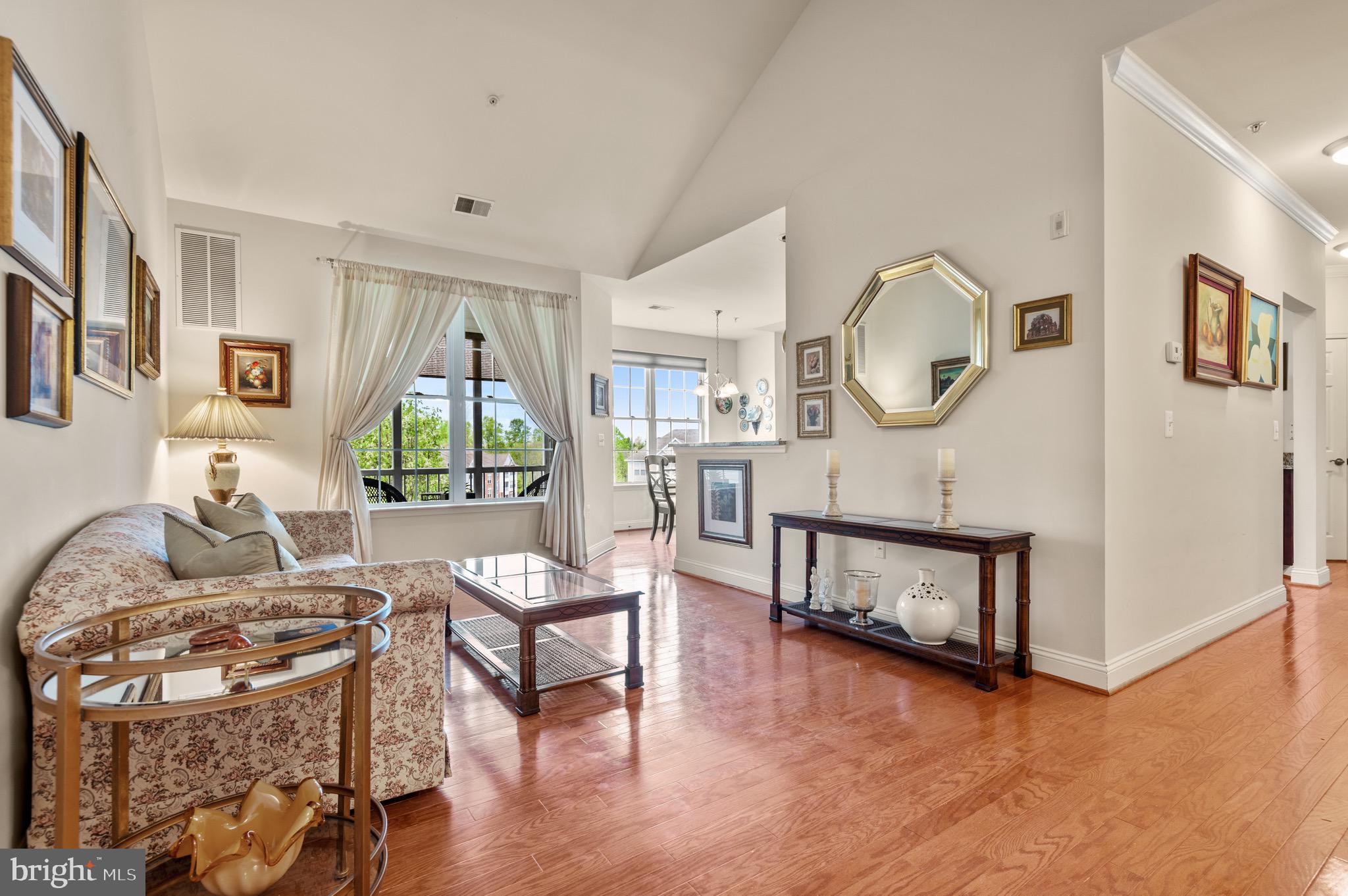 EMERALD HILLS - Residential