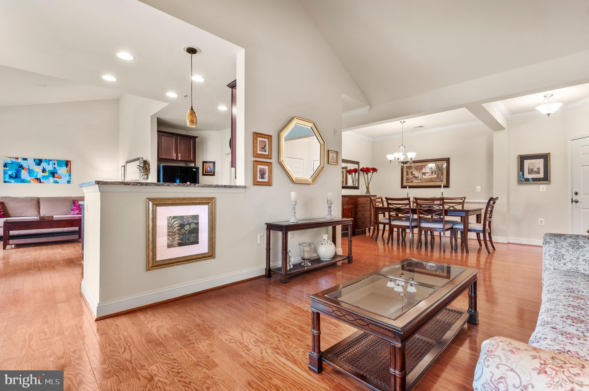 EMERALD HILLS - Residential