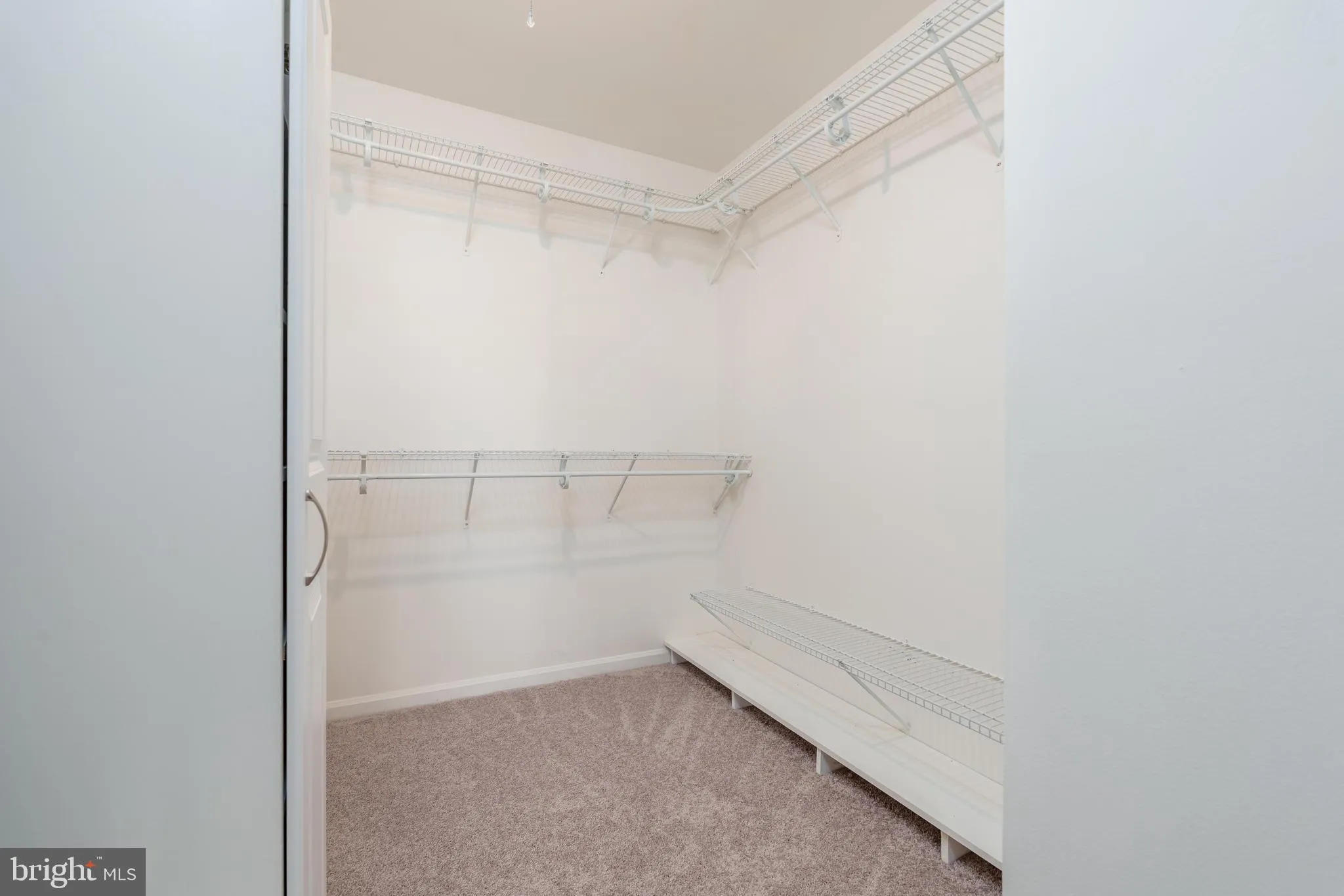 Newark, Delaware 19702, United States, 3 Bedrooms Bedrooms, ,3 BathroomsBathrooms,Residential,Active,147451