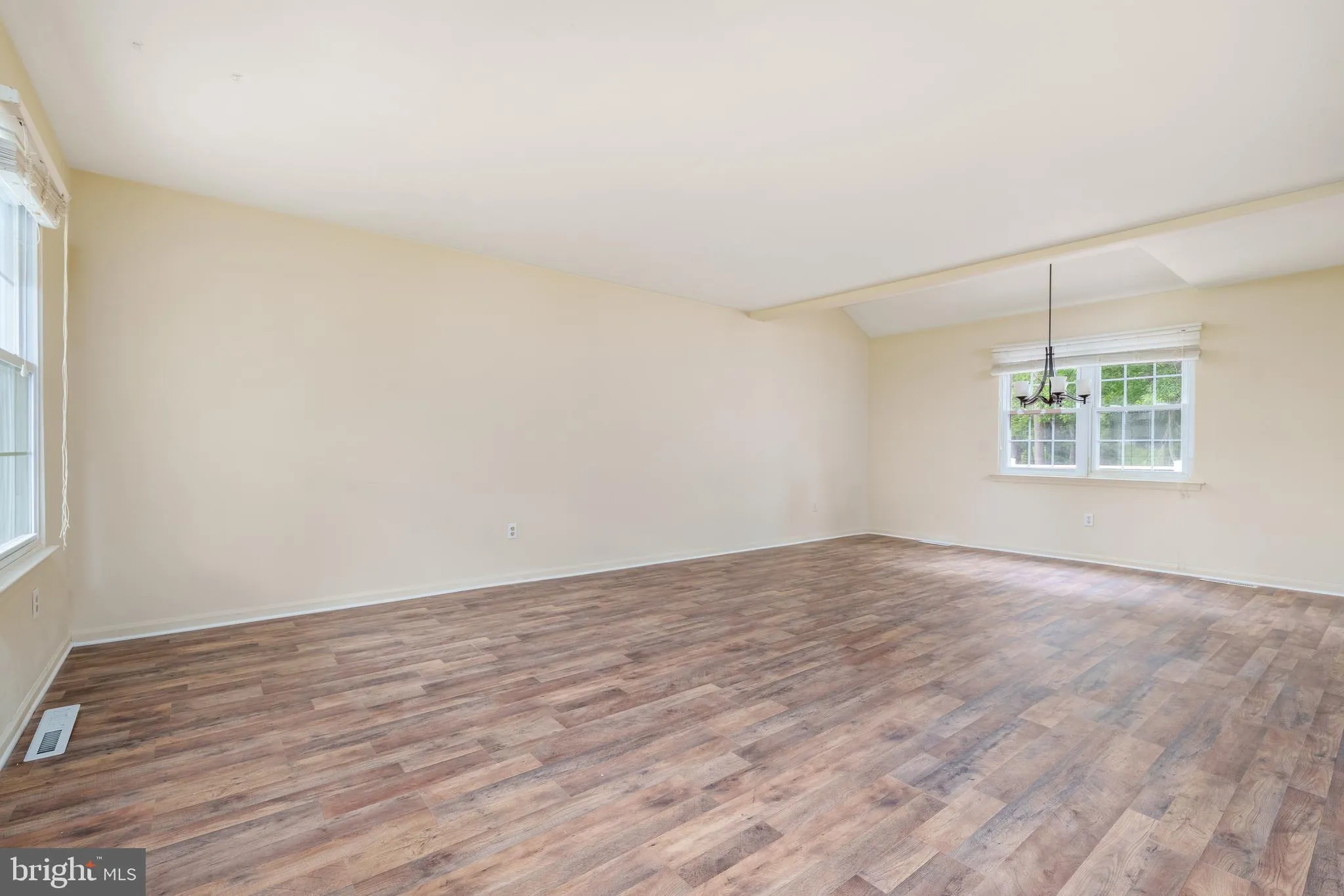 Newark, Delaware 19702, United States, 3 Bedrooms Bedrooms, ,3 BathroomsBathrooms,Residential,Active,147451