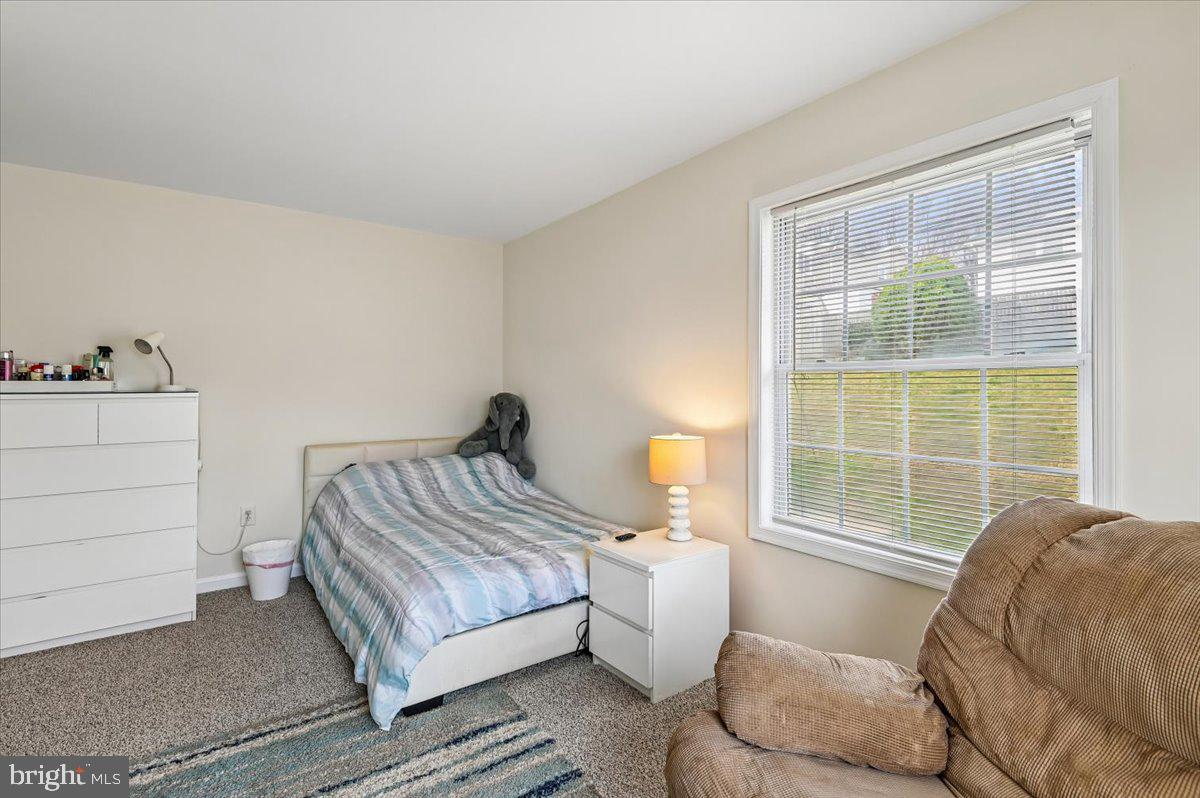 FOUR SEASONS ESTATES - Residential