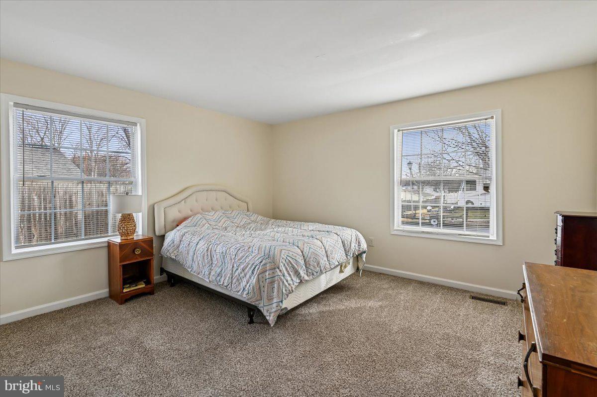 FOUR SEASONS ESTATES - Residential