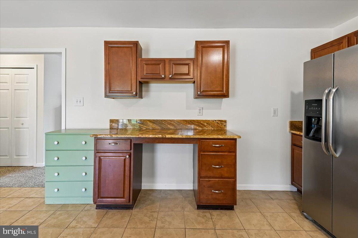 FOUR SEASONS ESTATES - Residential