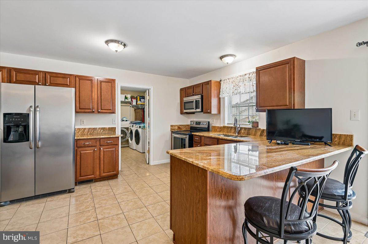 FOUR SEASONS ESTATES - Residential