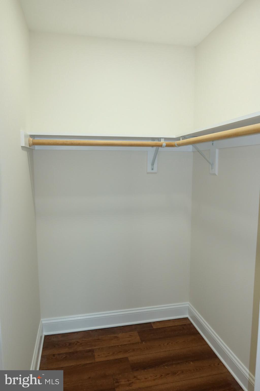 THE CROSSINGS AT EAST NEW MARKET - Residential