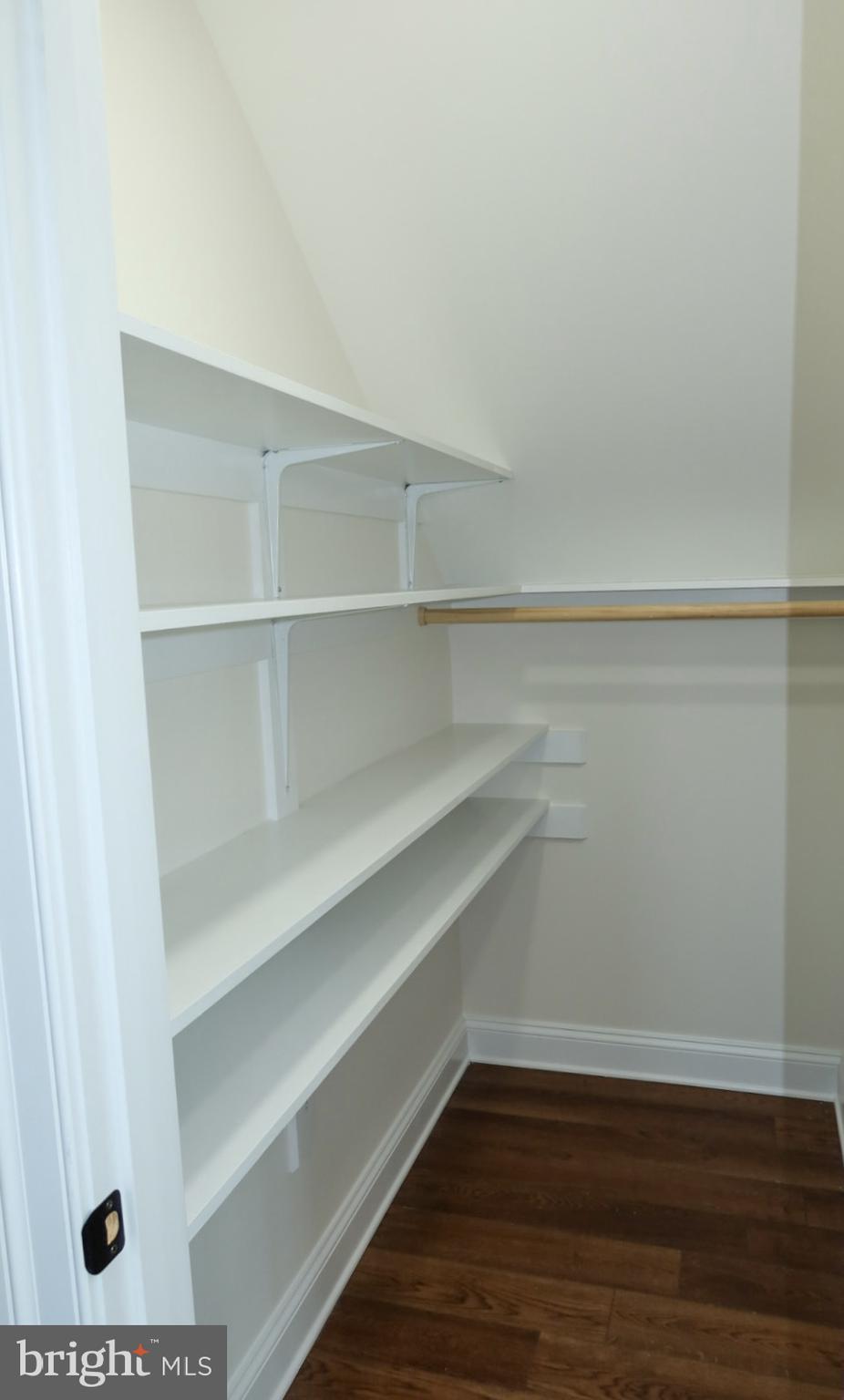 THE CROSSINGS AT EAST NEW MARKET - Residential