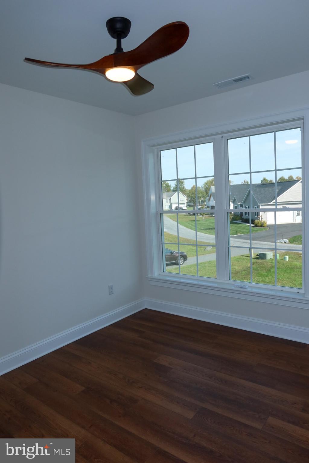 THE CROSSINGS AT EAST NEW MARKET - Residential