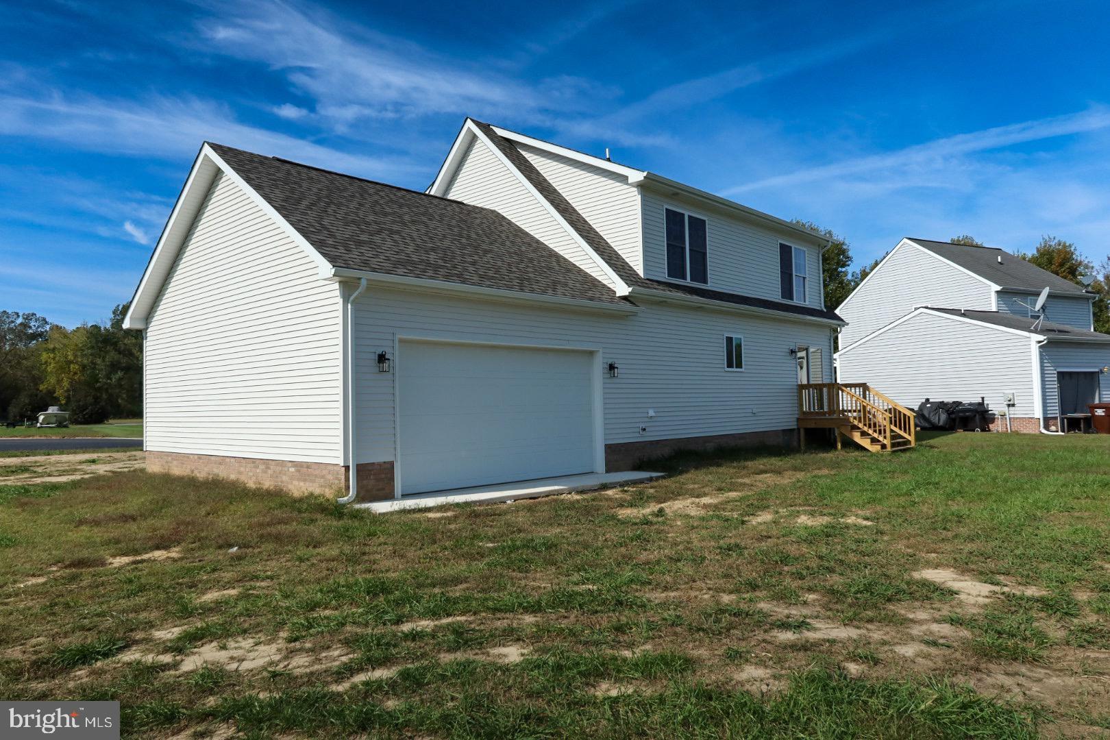 THE CROSSINGS AT EAST NEW MARKET - Residential