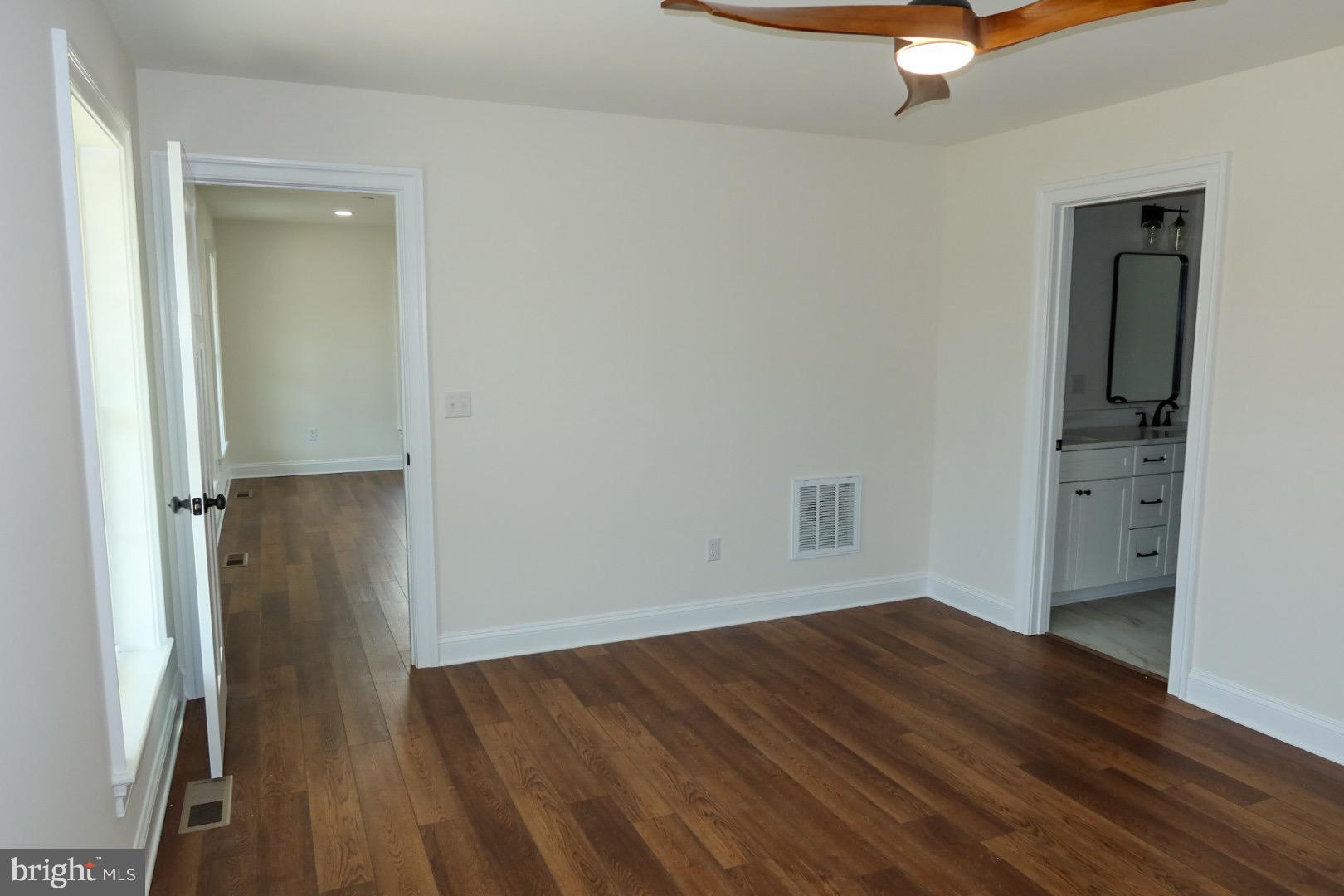 THE CROSSINGS AT EAST NEW MARKET - Residential