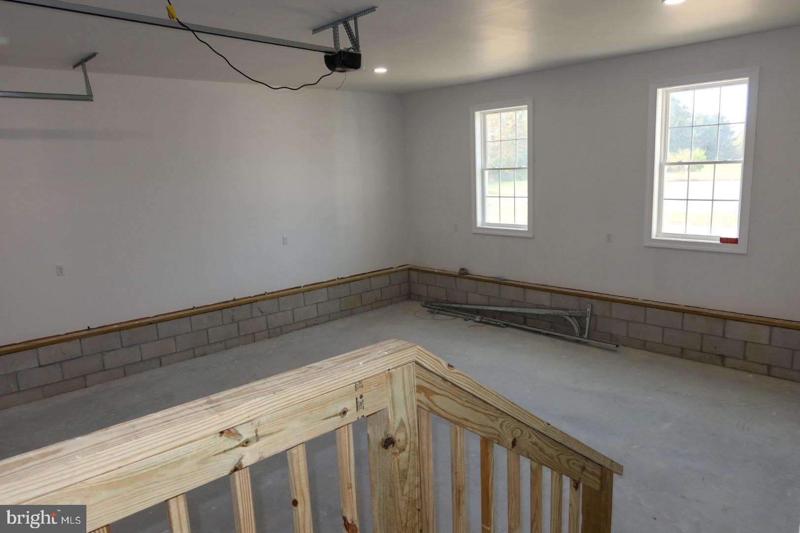 THE CROSSINGS AT EAST NEW MARKET - Residential