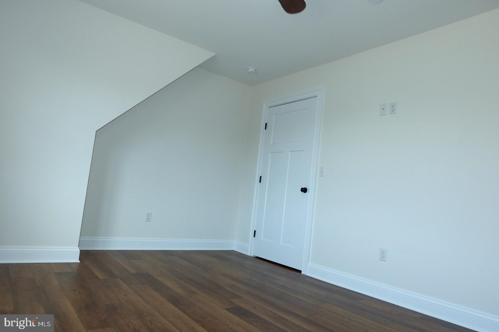 THE CROSSINGS AT EAST NEW MARKET - Residential