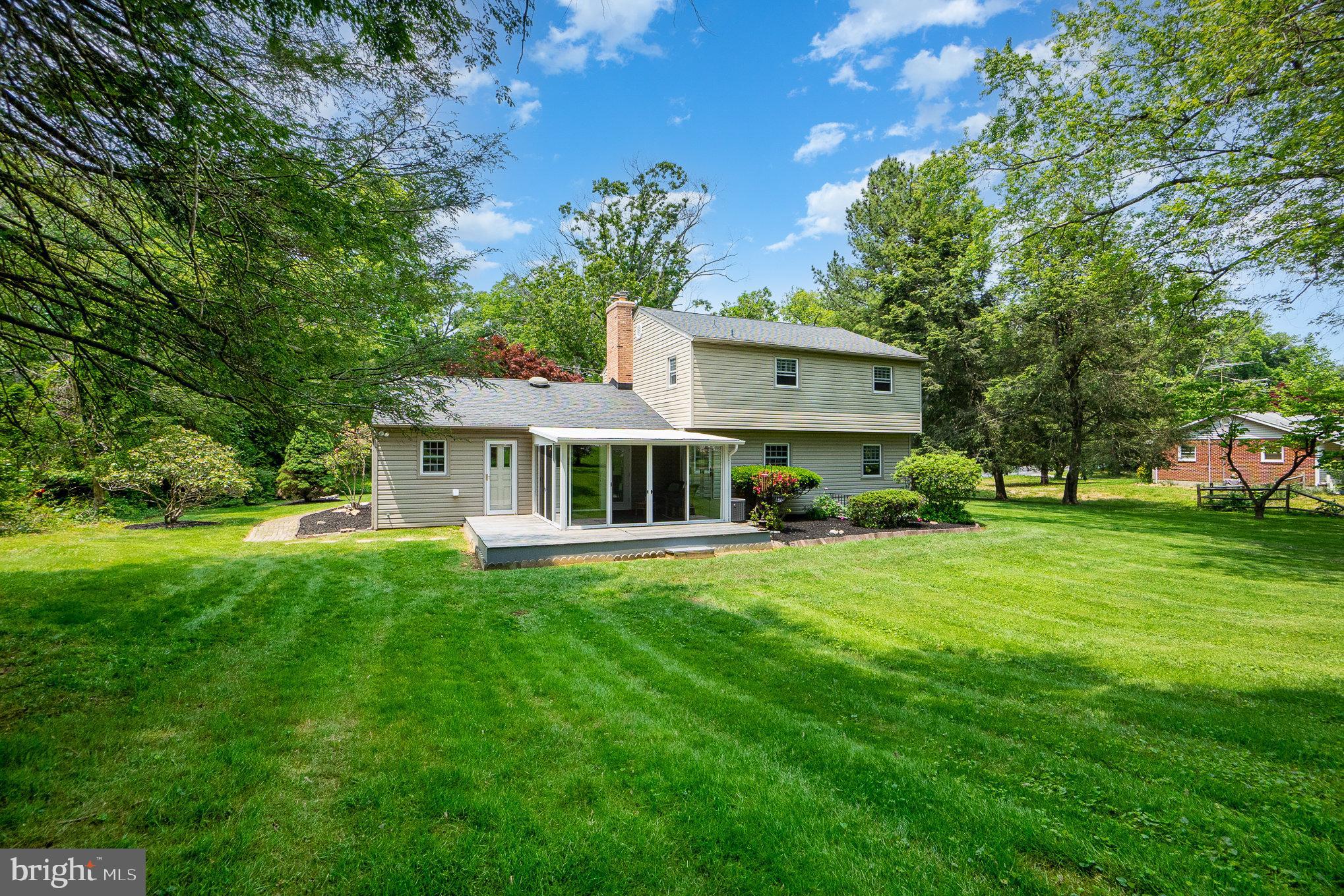 COLONIAL ACRES - Residential