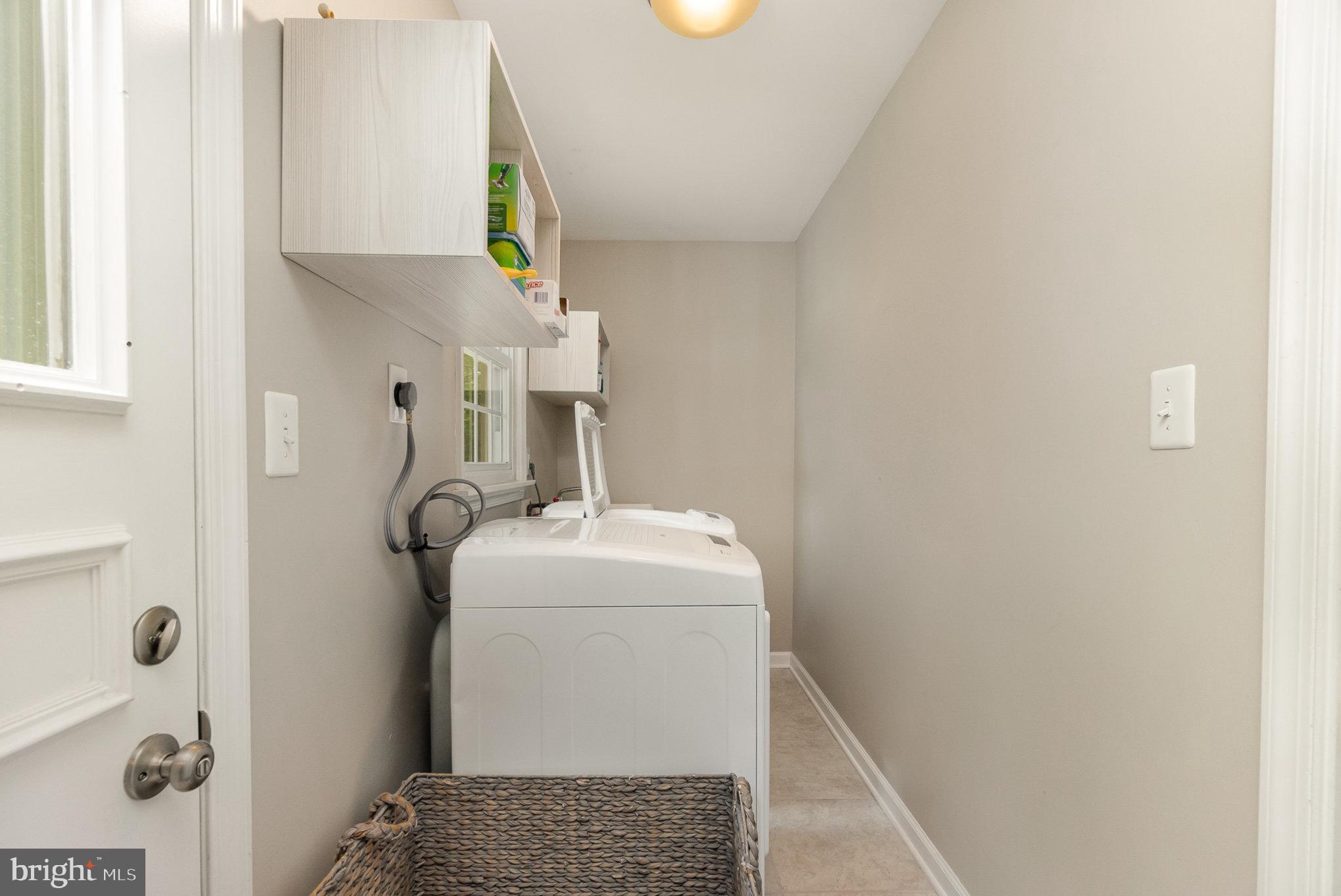 COLONIAL ACRES - Residential