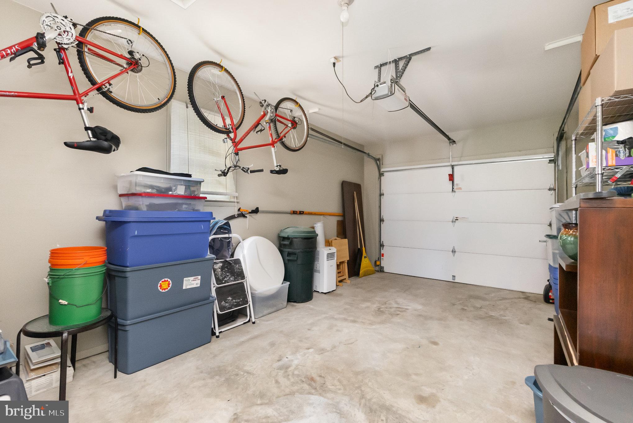 COLONIAL ACRES - Residential