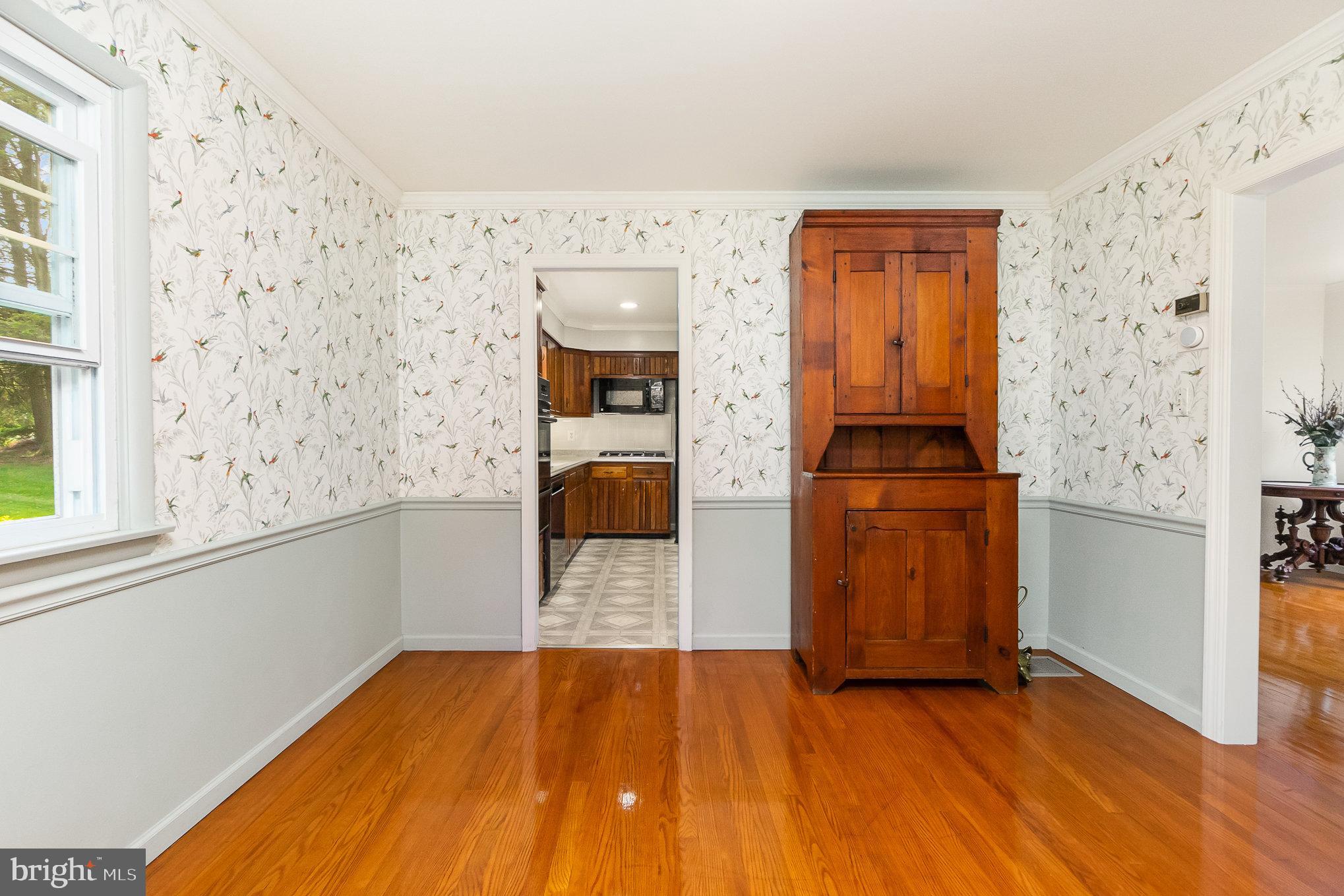 COLONIAL ACRES - Residential