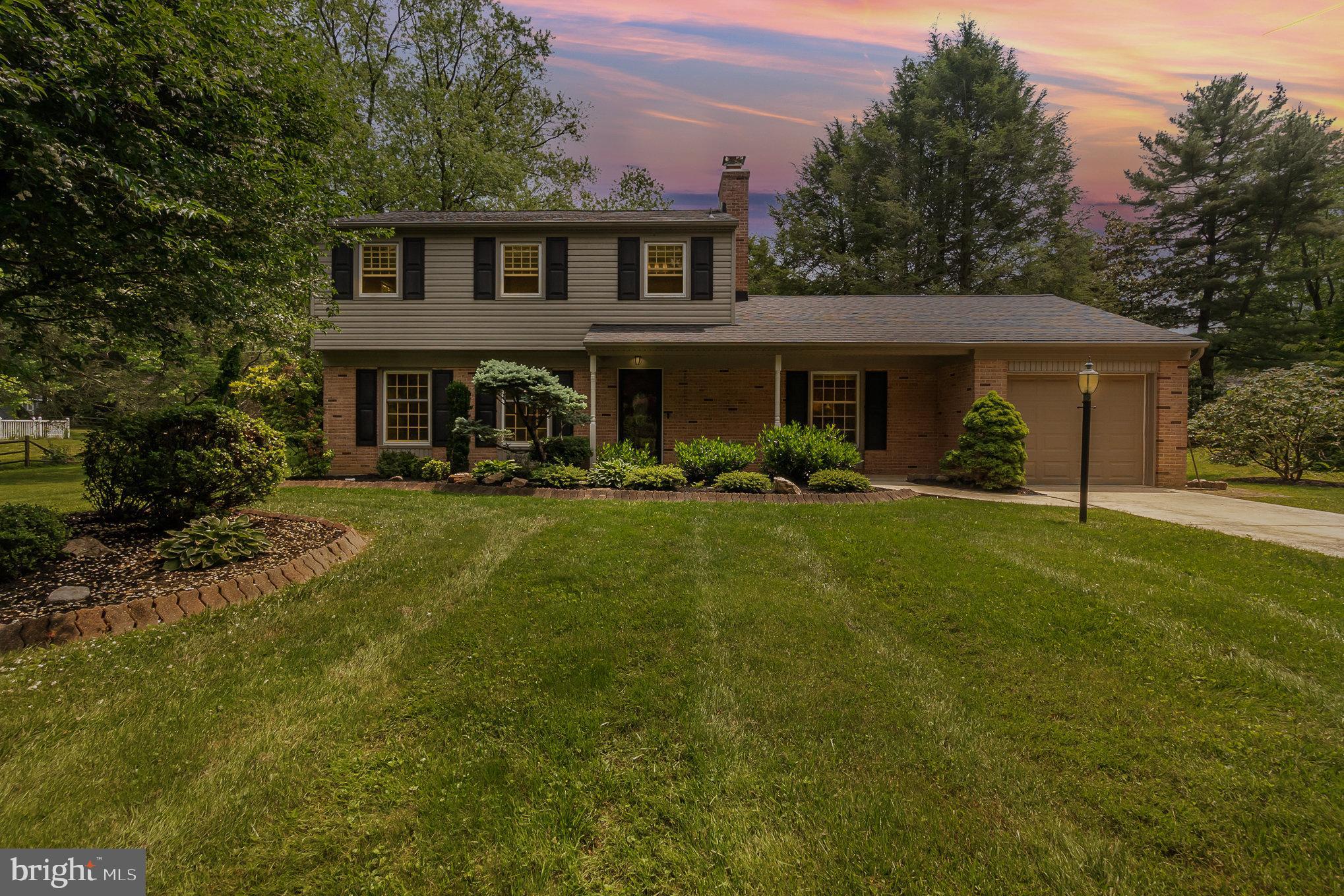 COLONIAL ACRES - Residential