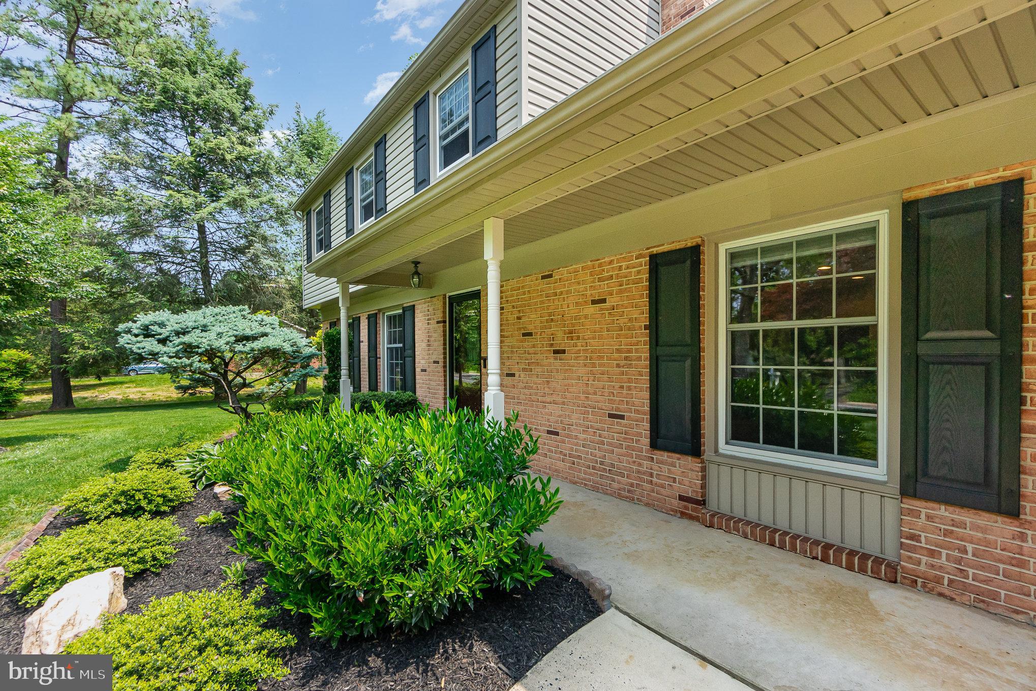 COLONIAL ACRES - Residential