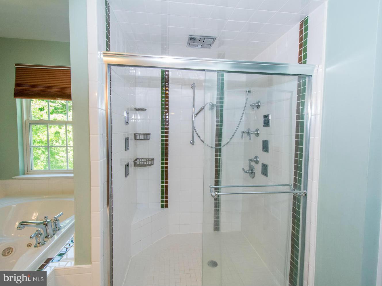 SUMNER GROVE PLAT 1> - Residential