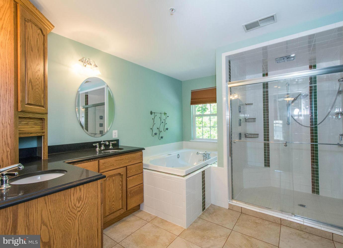 SUMNER GROVE PLAT 1> - Residential