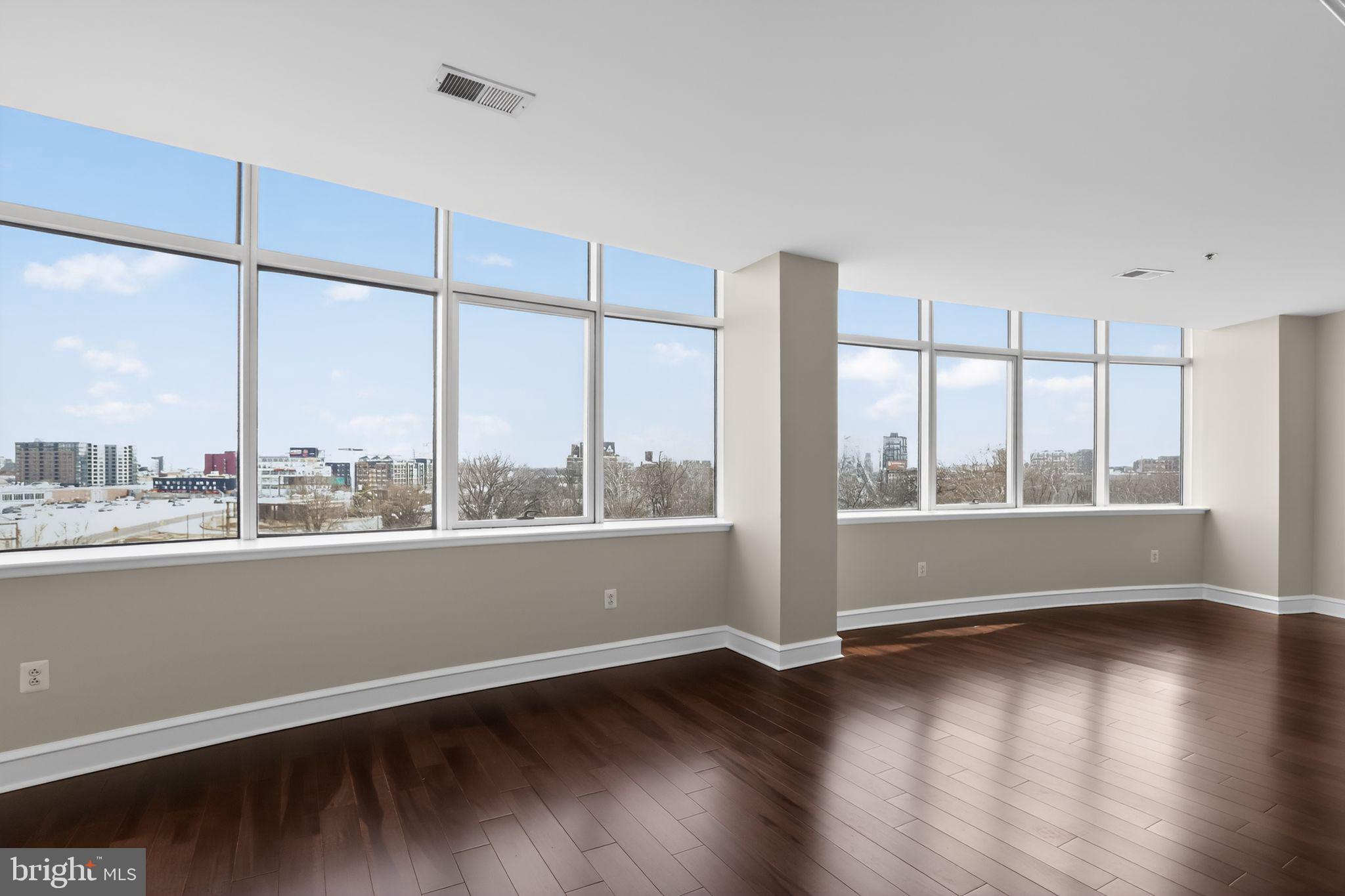 OLD CITY - Residential