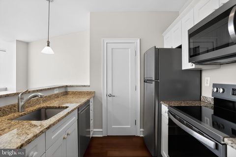 Tiny photo for 201 - 59 N 8th Street #512, PHILADELPHIA, PA 19106 (MLS # PAPH2586640)