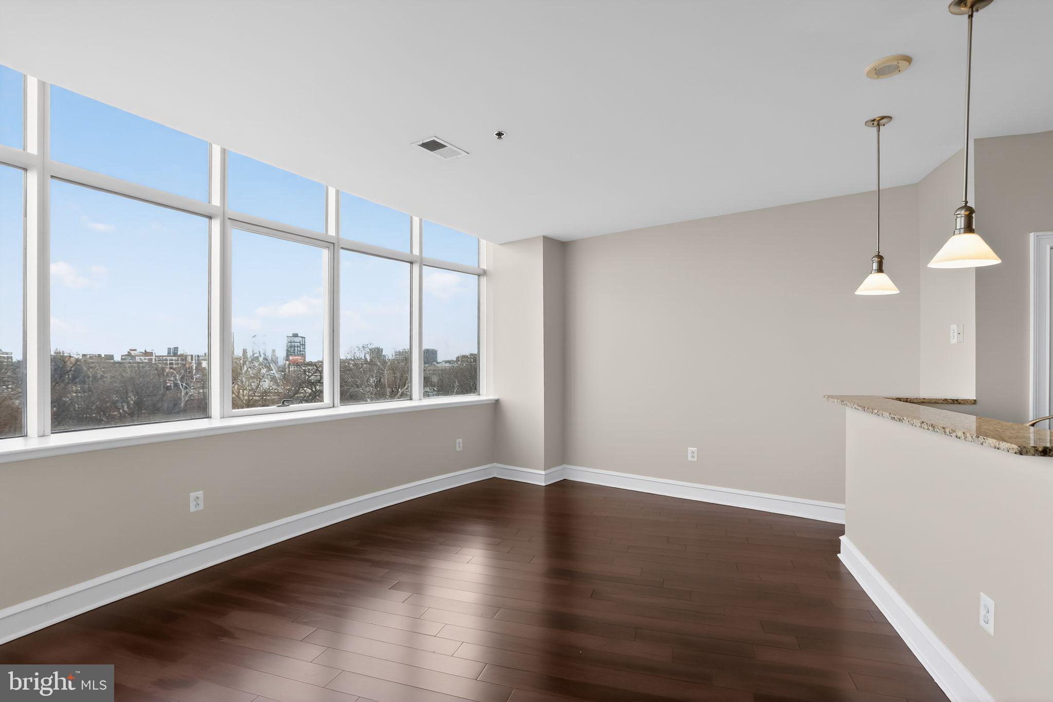 201 N 8TH STREET 59 512