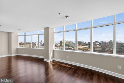 Tiny photo for 201 - 59 N 8th Street #512, PHILADELPHIA, PA 19106 (MLS # PAPH2586640)