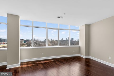 Tiny photo for 201 - 59 N 8th Street #512, PHILADELPHIA, PA 19106 (MLS # PAPH2586640)