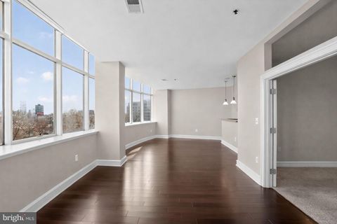 Tiny photo for 201 - 59 N 8th Street #512, PHILADELPHIA, PA 19106 (MLS # PAPH2586640)