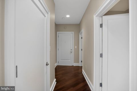 Tiny photo for 201 - 59 N 8th Street #512, PHILADELPHIA, PA 19106 (MLS # PAPH2586640)